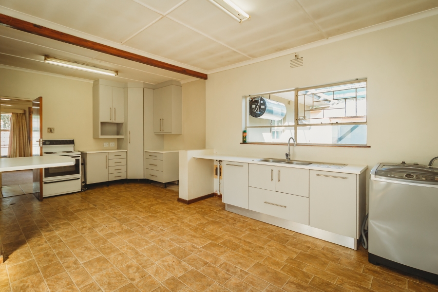 3 Bedroom Property for Sale in Loerie Park Western Cape